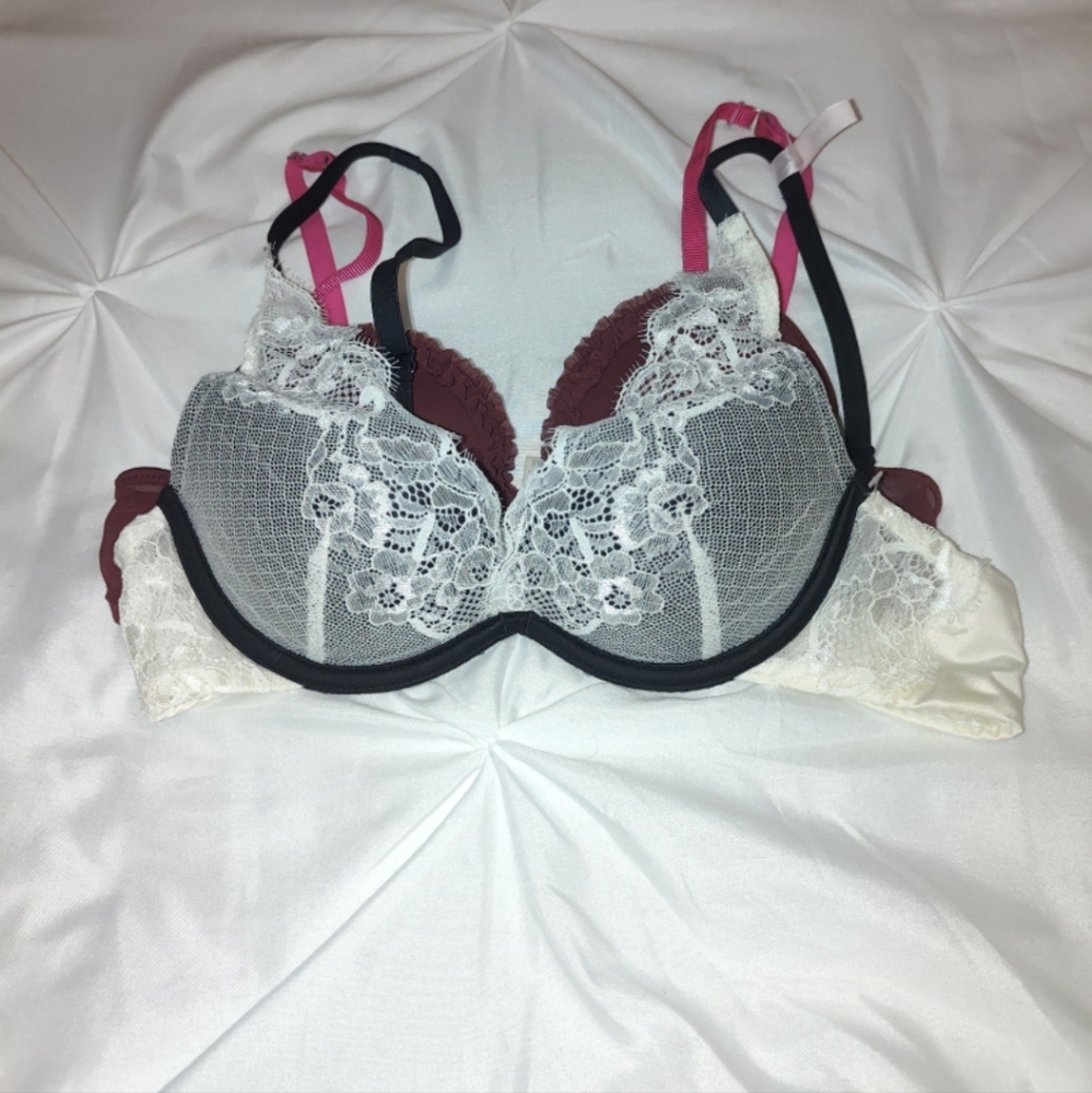 Lace push up bras lot of 2 size 34A